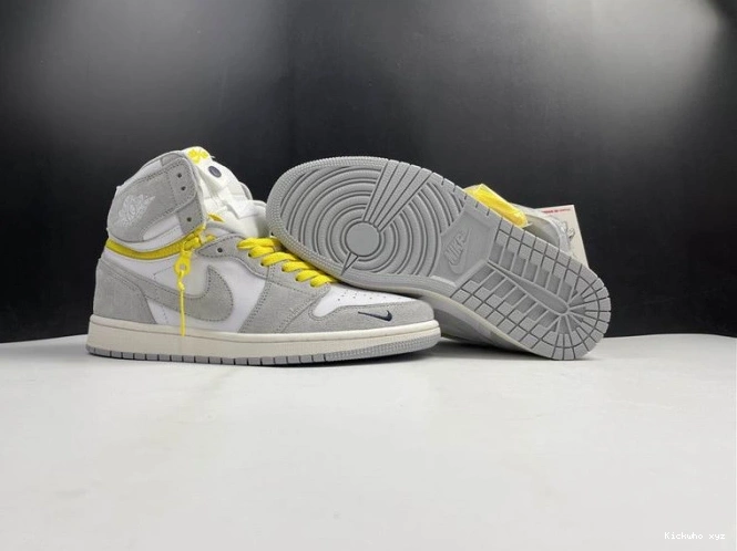 CW6576-100 High Light 1 Switch Smoke Jordan Air 0721